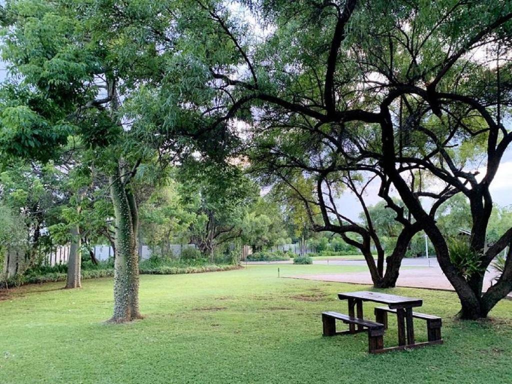Stay Harties Accommodation Hartbeespoort Eksteriør billede